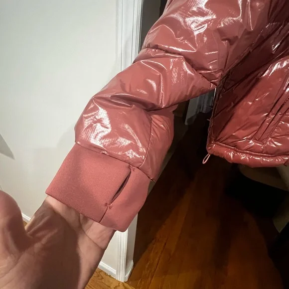 Gap Fit Women's Shiny Mauve Puffer Jacket - Picture 2 of 4